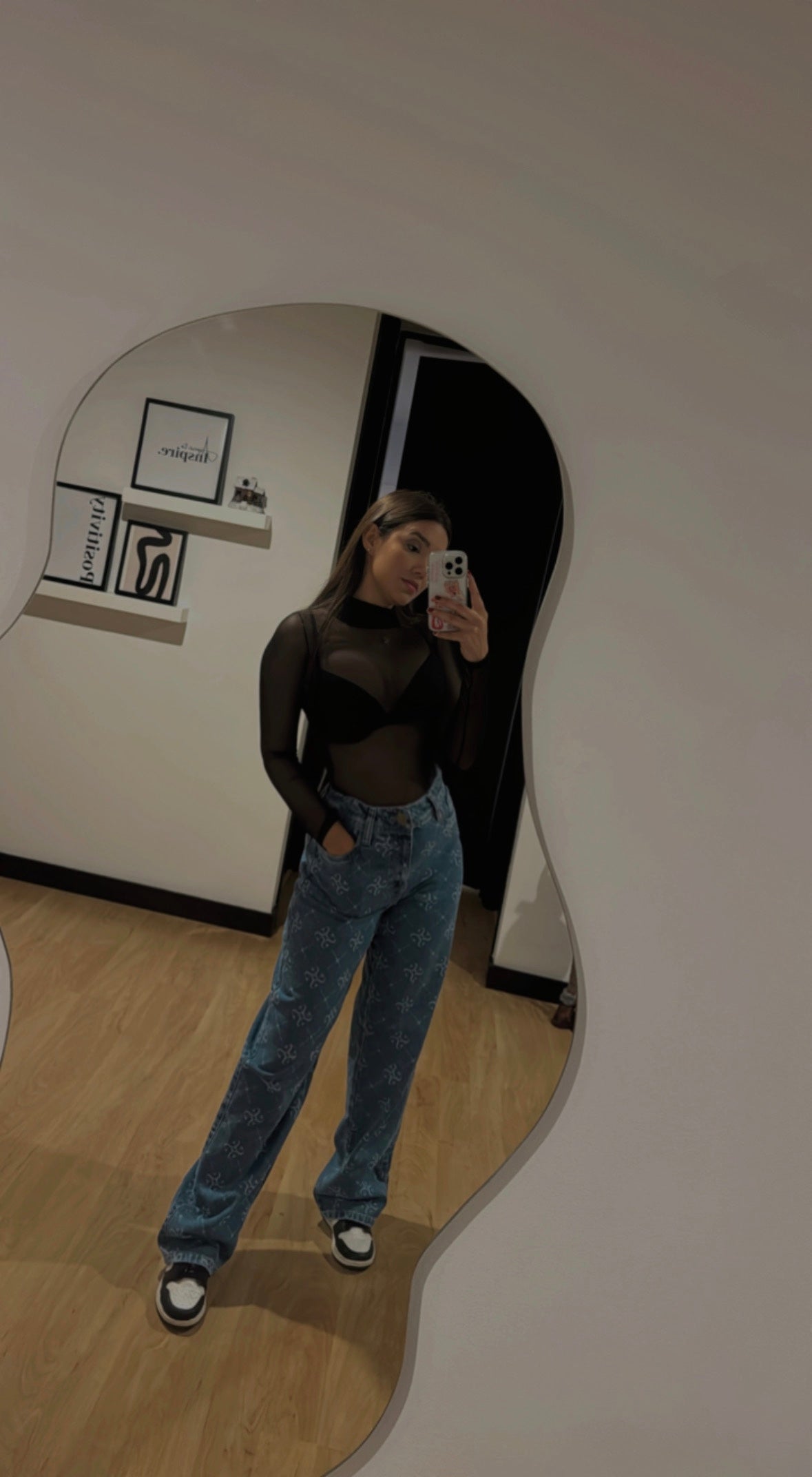 Body Exclusive Mesh Neck