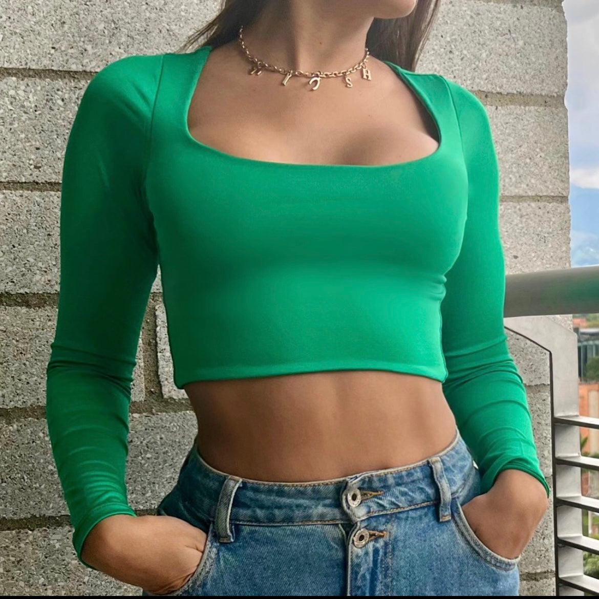 Top Camila