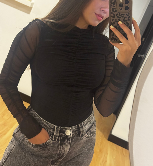 Body Exclusive Snake